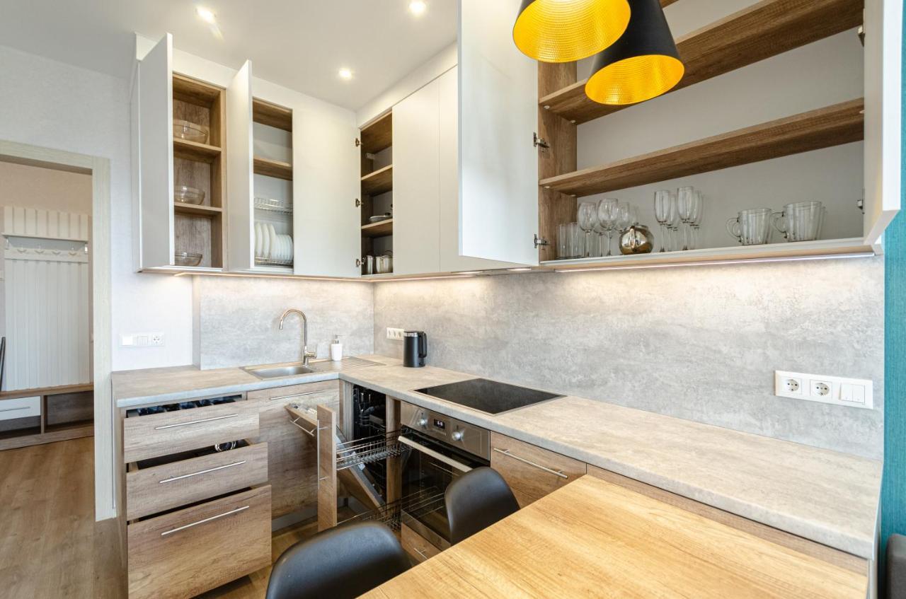 Petrovdom 5-25 In Cozy Apartment In Residential Complex "Beresteiskyi" Kiev Buitenkant foto