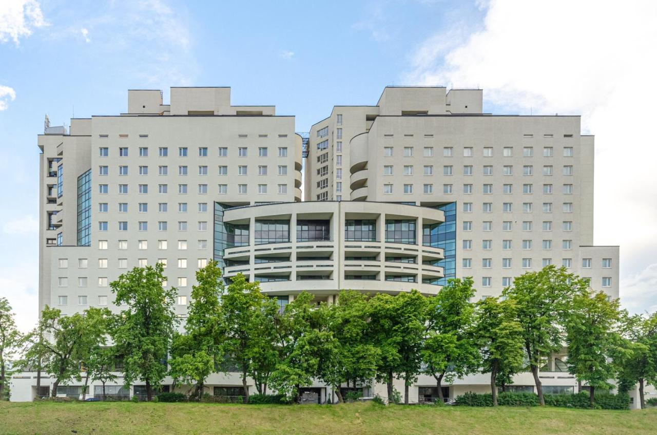 Petrovdom 5-25 In Cozy Apartment In Residential Complex "Beresteiskyi" Kiev Buitenkant foto